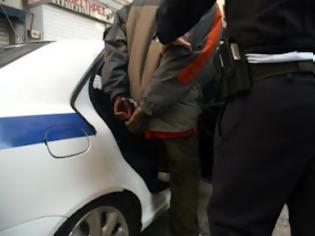 Φωτογραφία για Ανακοίνωση της αστυνομίας για την εμπλοκή ατόμων που επιχείρησαν να εμποδίσουν  σύλληψη αλλοδαπού