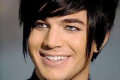 Στην κορυφή του album chart ο Adam Lambert