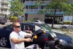 VIDEO: Kάνει σούζα και γίνεται ρεζίλι!