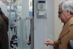 ΑΝΑΣΚΕΥΑΣΕ ΤΑ ΠΕΡΙ ΣΚΑΝΔΑΛΩΝ Ο ΠΑΠΟΥΤΣΑΚΗΣ...