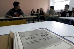 Συνελήφθη 17χρονη με hi-tech σκονάκι στις Πανελλαδικές