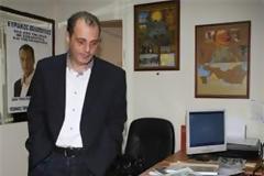 ΕΞΕΛΙΞΕΙΣ ΣΤΗ Ν.Δ.: ΜΕΝΕΙ ΕΚΤΟΣ ΚΑΙ Ο ΒΕΛΟΠΟΥΛΟΣ