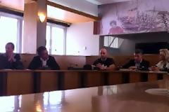 Αναγνώστης σχολιάζει την περιφερειακή σύσκεψη για τις έδρες των ταξί