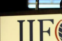 IIF: Θα καταρρεύσει η παγκόσμια οικονομία αν βγει η Ελλάδα από το ευρώ!