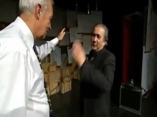 Φωτογραφία για VIDEO: Φόρεστ Γκαμπ αποκάλεσε ο Λάκης Λαζόπουλος το Γ. Παπανδρέου στο Channel 4