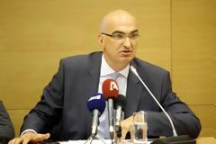 Ο πρόεδρος του ΞΕΕ καταγγέλλει την απόφαση του ιταλικού πρακτορείου που 