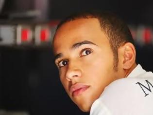 Φωτογραφία για Formula 1: «Χρυσώνει» τον Χάμιλτον η McLaren-Mercedes