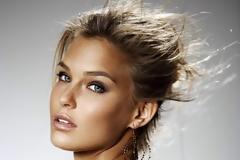 BAR RAFAELI: Ποτέ δεν με φλερτάρουν