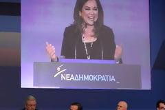 Η πρώτη ομιλία της Ντόρας, σα να μην έφυγε ποτέ από το 