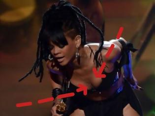 Φωτογραφία για Η σέξυ Rihanna μας αναστάτωσε (Photos+Video)