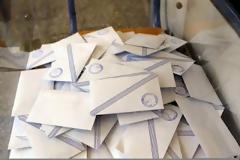 Προβάδισμα στη ΝΔ έναντι του ΣΥΡΙΖΑ δείχνουν νέες δημοσκοπήσεις