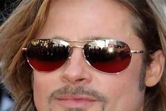 Έχει λεφτά και το δείχνει ο Brad Pitt
