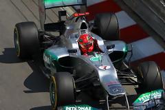 Κουφανε κοσμο τελικα ο Schumi αλλα αδικηθηκε
