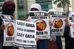 Η συναυλία της Lady Gaga ακυρώθηκε λόγω των απειλών από ισλαμιστικές οργανώσεις