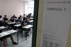 Με αρχαία και μαθηματικά κατεύθυνσης συνεχίζονται οι Πανελλαδικές τη Δευτέρα