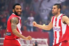 ΕΧΕΙ ΤΗΝ ΕΥΚΑΙΡΙΑ ΓΙΑ... 2 MATCH BALLS ΠΡΩΤΗ ΦΟΡΑ ΜΕΤΑ ΤΟ 2002 Ο ΘΡΥΛΟΣ!