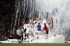 8 εκ. ΕΥΡΩ ΓΙΑ ΤΗ UNICEF ΜΑΖΕΥΤΗΚΑΝ ΣΤΟ ΠΑΙΧΝΙΔΙ «SOCCER AID» *BINTEO*