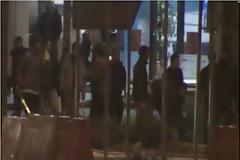 Συνεπλάκησαν αλλοδαποί πρεζέμποροι τα ξημερώματα στην Ομόνοια !