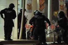 Επίθεση μελών της Χρυσής Αυγής σε αλλοδαπό στην Ομόνοια