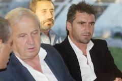 Θόδωρε να χαίρεσαι τον φίλο σου