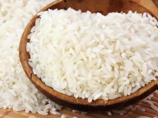 Φωτογραφία για Απίστευτο: Ο πιο συνηθισμένος τρόπος μαγειρέματος του ρυζιού μπορεί να αφήνει στο φαγητό ίχνη αρσενικού!