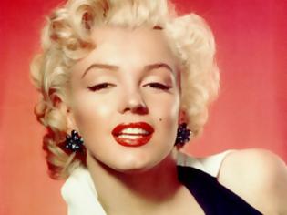 Φωτογραφία για Marilyn Monroe: Κυκλοφόρησαν για πρώτη φορά φωτογραφίες της από την κρυφή της εγκυμοσύνη - Ποιος ήταν ο πατέρας;
