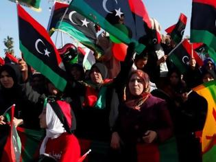 Φωτογραφία για Οι γυναίκες στη Λιβύη θα ταξιδεύουν με κηδεμόνα για… λόγους εθνικής ασφάλειας