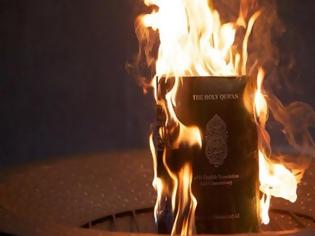 Φωτογραφία για Για βλασφημία κατηγορείται Δανός που έκαψε το κοράνι