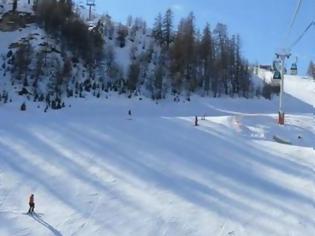 Φωτογραφία για 9χρονος σκιέρ έπεσε από το σκι λιφτ στις γαλλικές Άλπεις