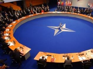 Φωτογραφία για ΝΑΤΟ: επιθυμούμε συνεργασία με την Ρωσία και όχι νέο «ψυχρό πόλεμο»