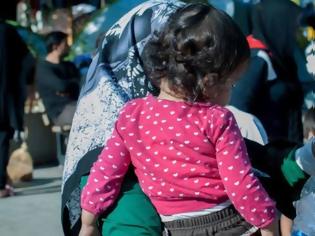 Φωτογραφία για Η οδύσσεια της μητέρας που ξεκίνησε το ταξίδι της προσφυγιάς