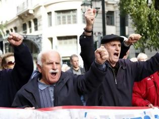 Φωτογραφία για Κοροϊδία με την προσωπική διαφορά: Προνομοθετημένη η κατάργησή της