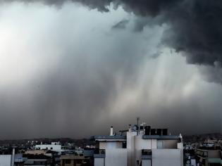 Φωτογραφία για Κακοκαιρία με καταιγίδες και σκόνη από το βράδυ της Δευτέρας