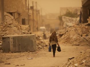 Φωτογραφία για Η Κόλαση της Συρίας σε αριθμούς: Πάνω από 320.000 νεκροί, σχεδόν 5 εκατομμύρια πρόσφυγες
