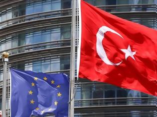 Φωτογραφία για Έκκληση από το Παρίσι να πέσουν οι τόνοι στην κόντρα ΕΕ- Τουρκίας