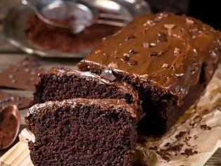 Φωτογραφία για Συνταγή για σοκολατένιο κέικ με δύο μόνο υλικά