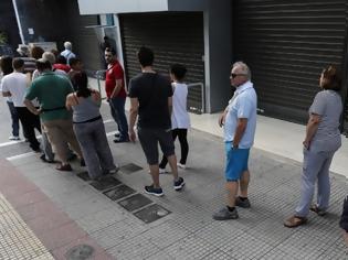 Φωτογραφία για Καταθέσεις 4 δισ. ευρώ «χάθηκαν» από τις τράπεζες