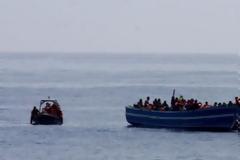 Διασώθηκαν 420 μετανάστες στα ανοικτά της λιβυκών ακτών