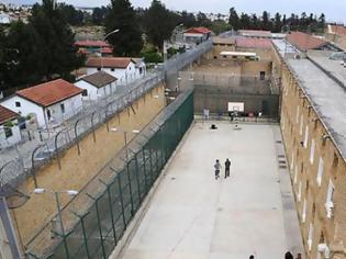 Φωτογραφία για Απίστευτη απόδραση κρατουμένων από τις Φυλακές της Κύπρου! Έβαλαν τον συναγερμό στο... αθόρυβο!