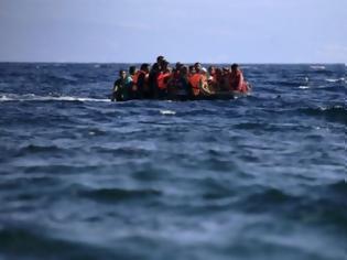Φωτογραφία για Στη φυλακή 56 άτομα για την ανατροπή σκάφους με μετανάστες