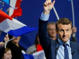 Φωτογραφία για Νέες δημοσκοπήσεις δείχνουν πως ο Μακρόν οδεύει προς την προεδρία της Γαλλίας