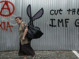 Φωτογραφία για New York Times: Διχασμό και υπαρξιακά προβλήματα δημιουργεί στο ΔΝΤ η Ελλάδα