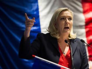 Φωτογραφία για Προεδρικές εκλογές Γαλλία: Η Λεπέν «παραιτείται» για να κερδίσει στο δεύτερο γύρο