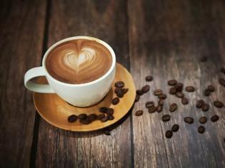 Φωτογραφία για «Καμπανάκι» για τους φίλους του καφέ: Υπάρχει όριο στην καφεΐνη που ο οργανισμός μπορεί να αντέξει