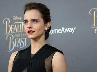 Φωτογραφία για Η Emma Watson αποθεώνει ένα από τα πιο hot trends της σεζόν