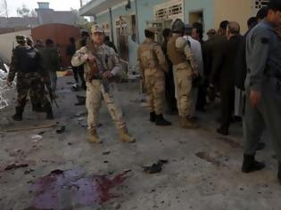 Φωτογραφία για Επίθεση αυτοκτονίας με 4 νεκρούς στην Καμπούλ