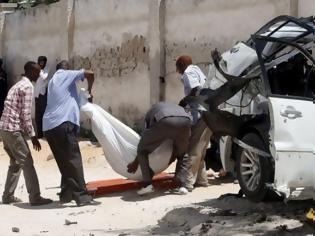 Φωτογραφία για Σκότωσαν υπουργό στη Σομαλία επειδή τον πέρασαν για… τζιχαντιστή