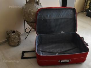 Φωτογραφία για Χιος: Μετανάστης προσπάθησε να διαφύγει μέσα σε βαλίτσα [video]