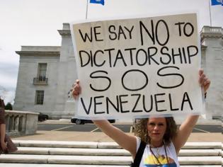 Φωτογραφία για Η αντιπολίτευση στη Βενεζουέλα συνεχίζει τις διαδηλώσεις