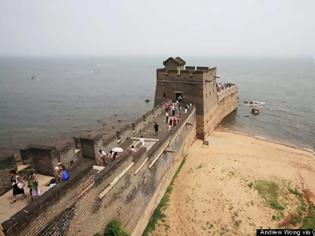 Φωτογραφία για Το άγνωστο τμήμα του Σινικού Τείχους – Εκεί όπου ο «δράκος» καταλήγει στο νερό και γίνεται ένα με τον ωκεανό [photos]